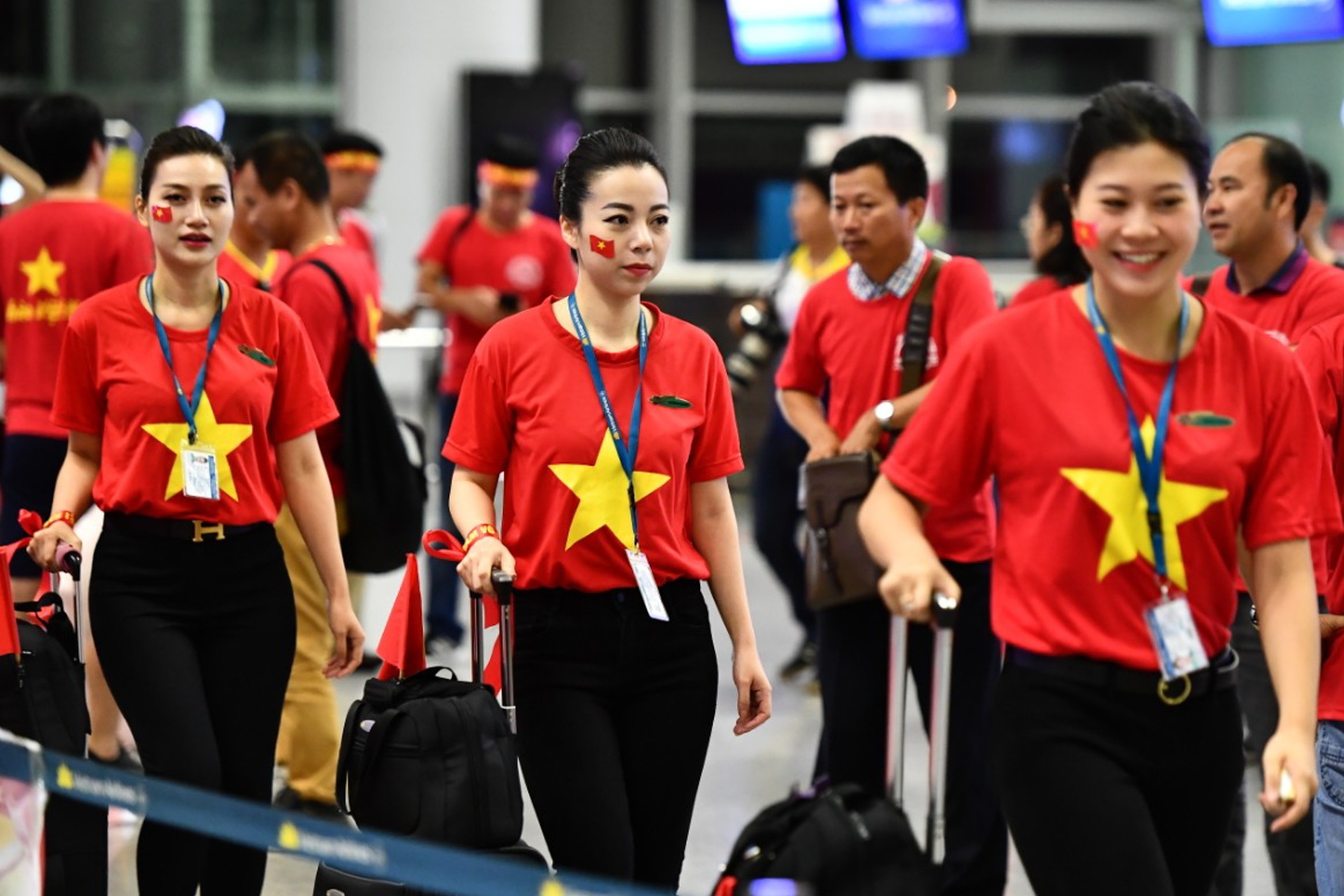 CDV Viet Nam sang Indonesia co vu doi tuyen anh 5