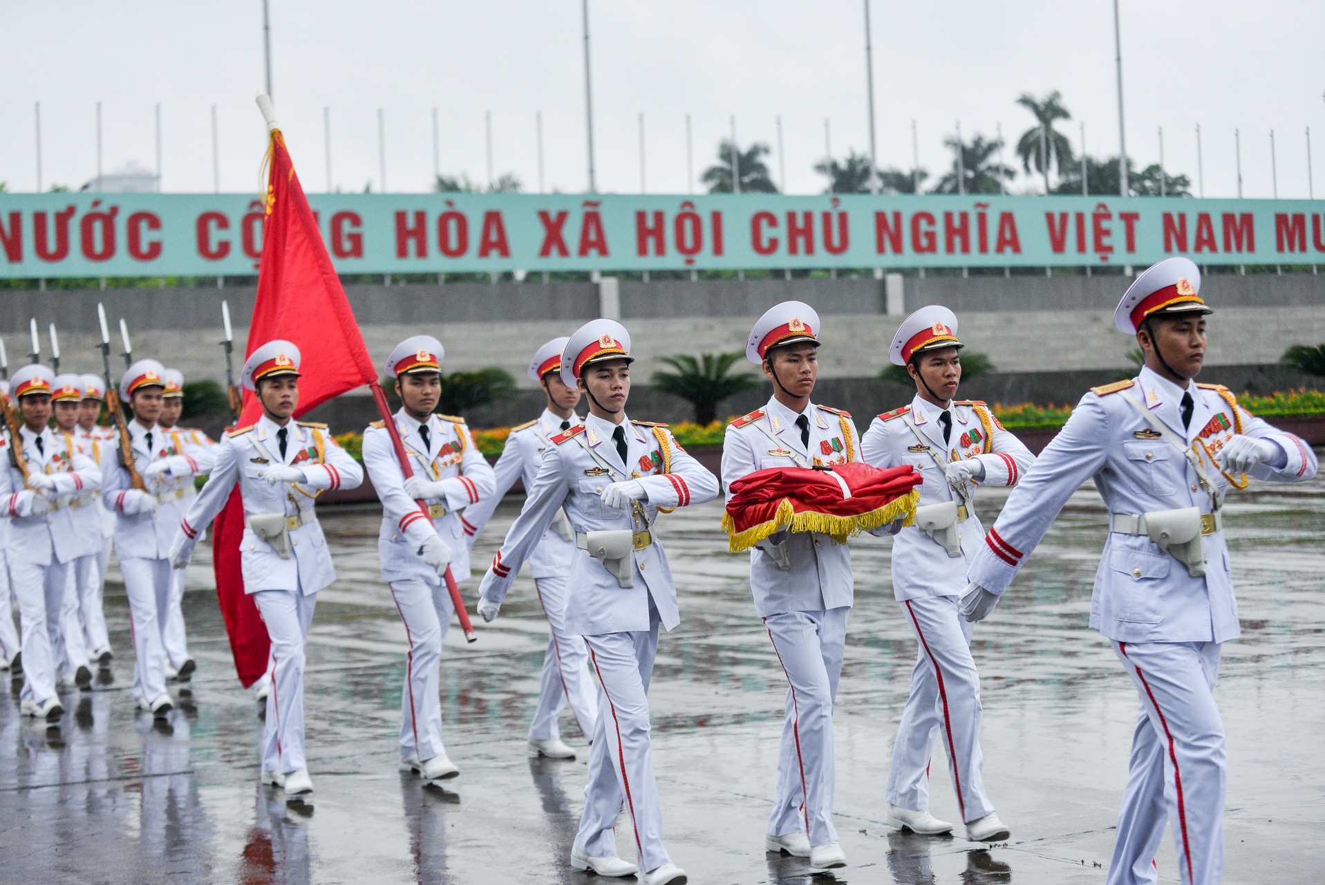 co To quoc va niem tu hao dan toc anh 16