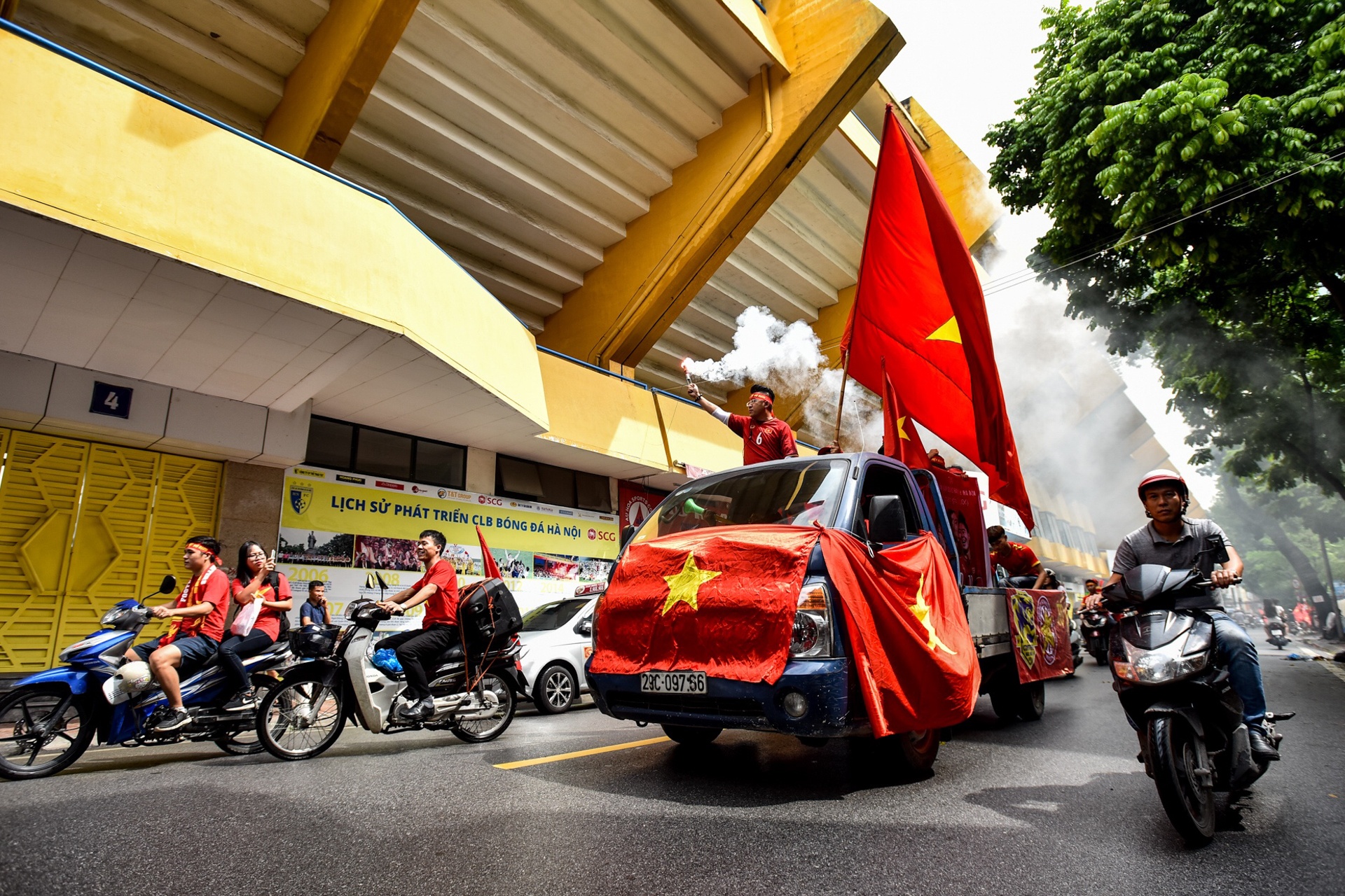 Nguoi ham mo va tuyen Olympic Viet Nam anh 10