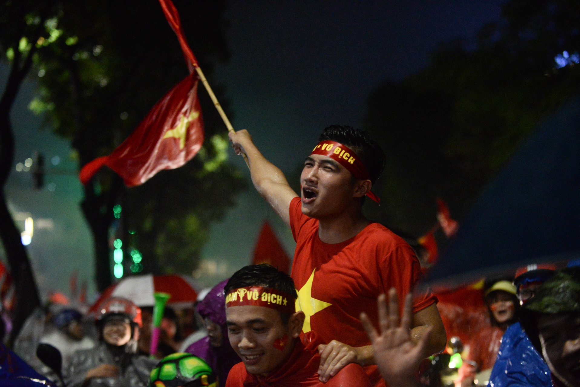 co To quoc va niem tu hao dan toc anh 31