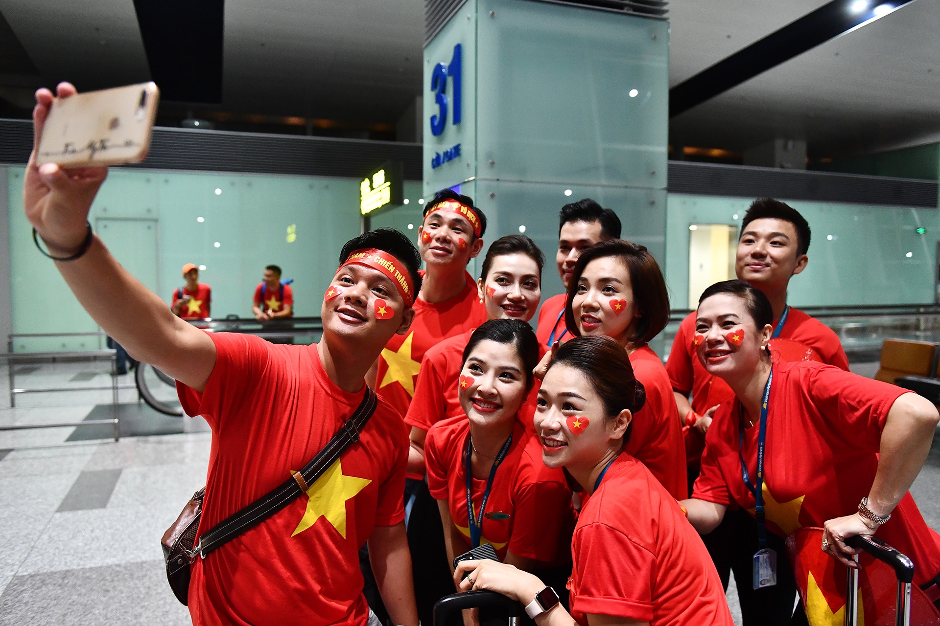 CDV co vu doi tuyen Olympic Viet Nam anh 13