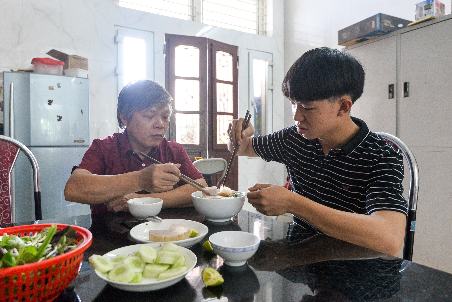 khai giảng năm học mới của thầy giáo chống tiêu cực ảnh 23 khai giang nam hoc moi cua thay giao chong tieu cuc anh 23