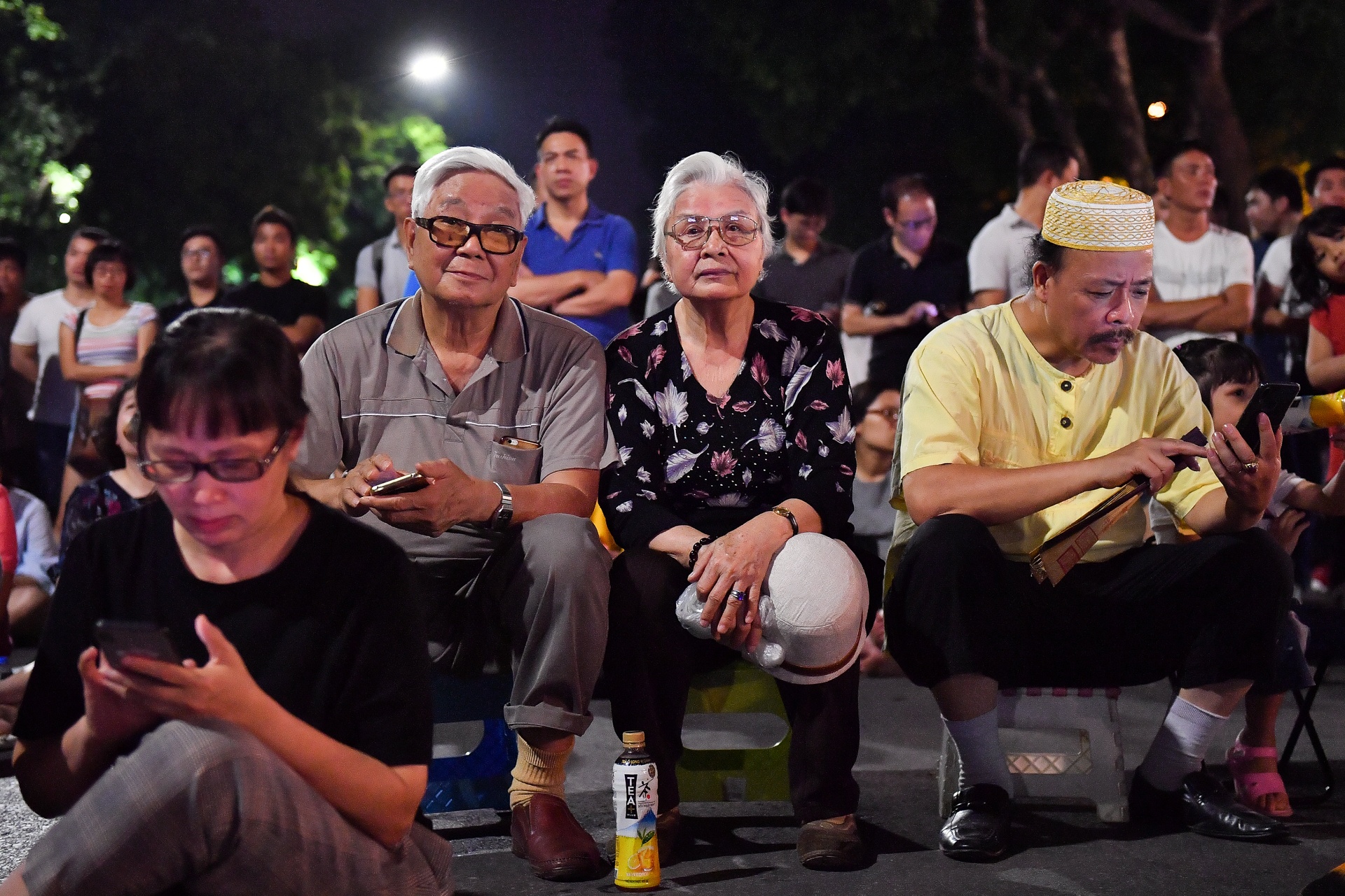 Dan nhac Giao huong London bieu dien tai pho di bo Ho Guom anh 9