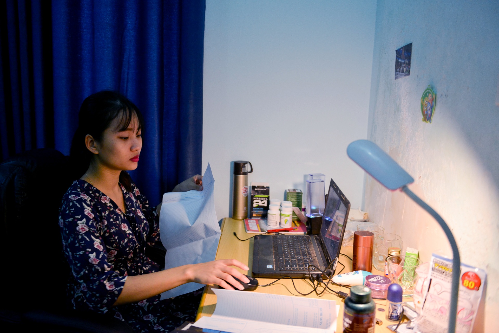 nữ xạ thủ bỏ nghề đi bán thuốc ảnh 21 nu xa thu bo nghe di ban thuoc anh 21