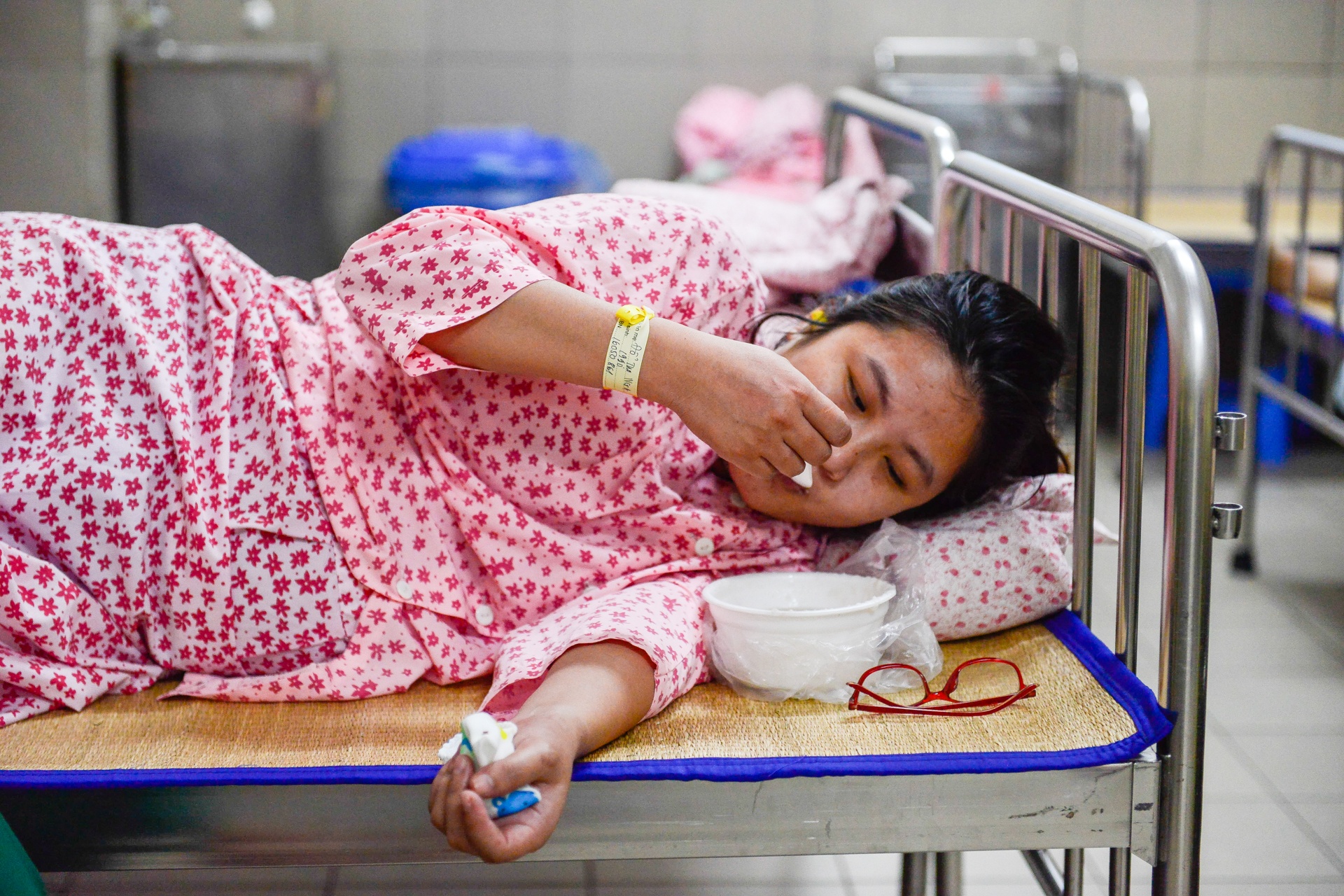 Hanh trinh vuot can thieng lieng cua phu nu anh 40