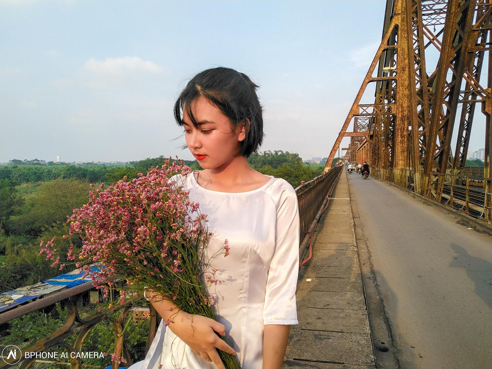 Ha Noi tho mong qua ong kinh Bphone 3 hinh anh