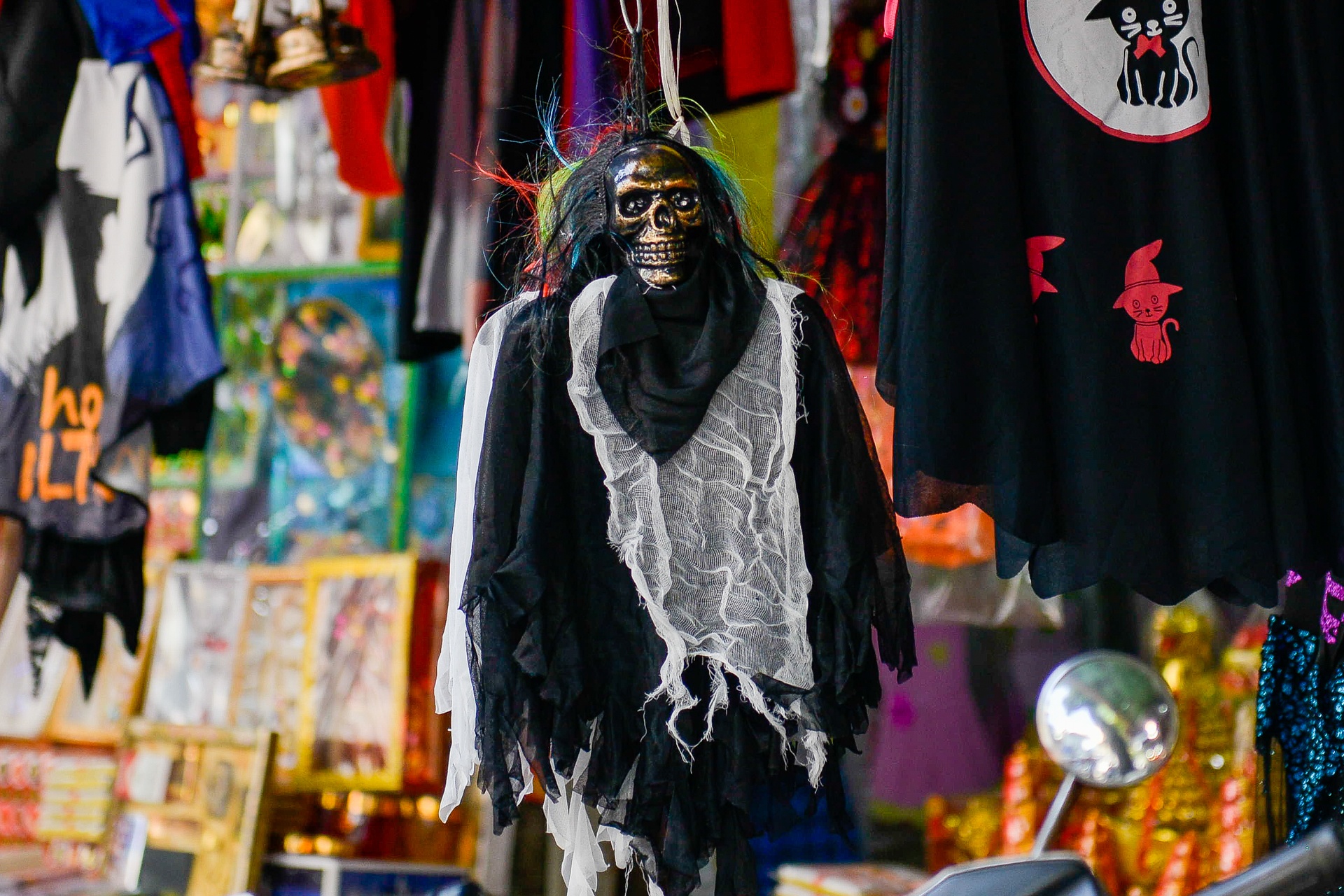 pho hang ma bay ban do hoa trang halloween anh 11