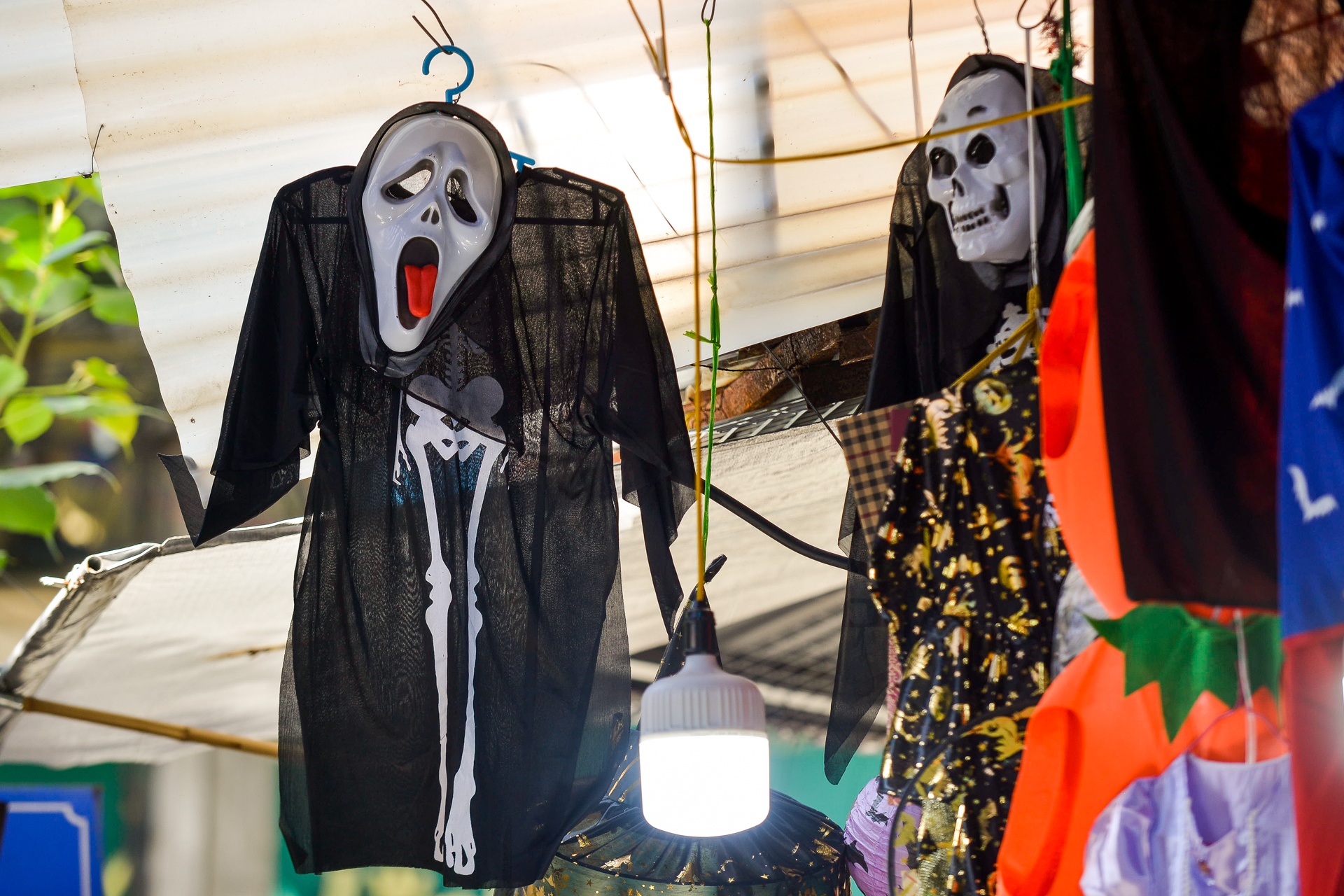 pho hang ma bay ban do hoa trang halloween anh 9