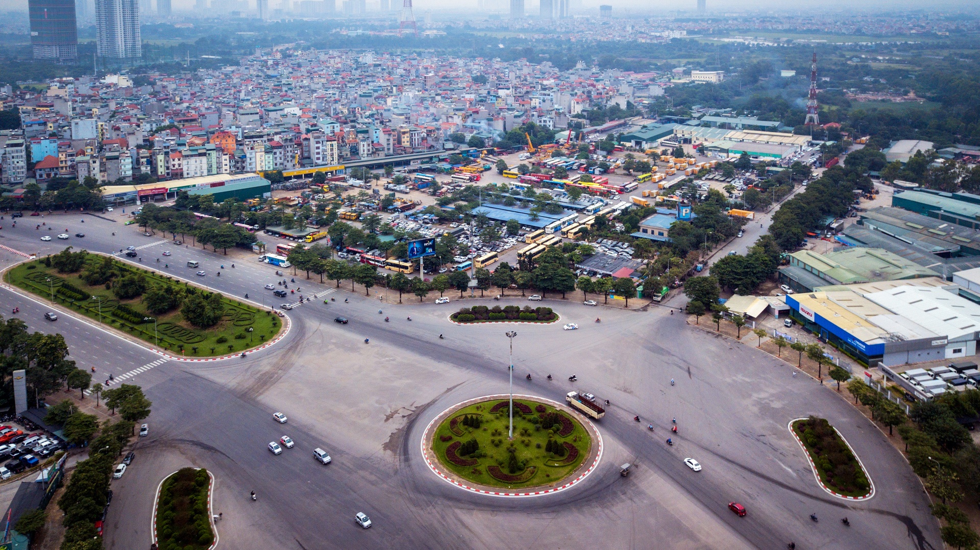 toan canh duong dua F1 tai Ha Noi anh 11