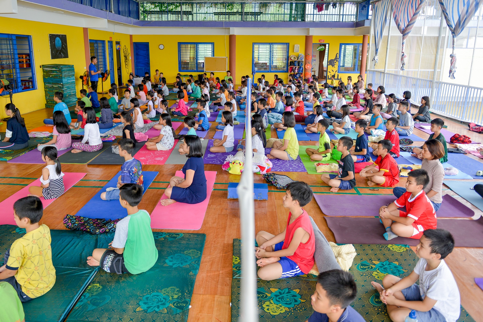 ngôi trường trên đồi của học sinh thành phố ảnh 16 ngoi truong tren doi cua hoc sinh thanh pho anh 16