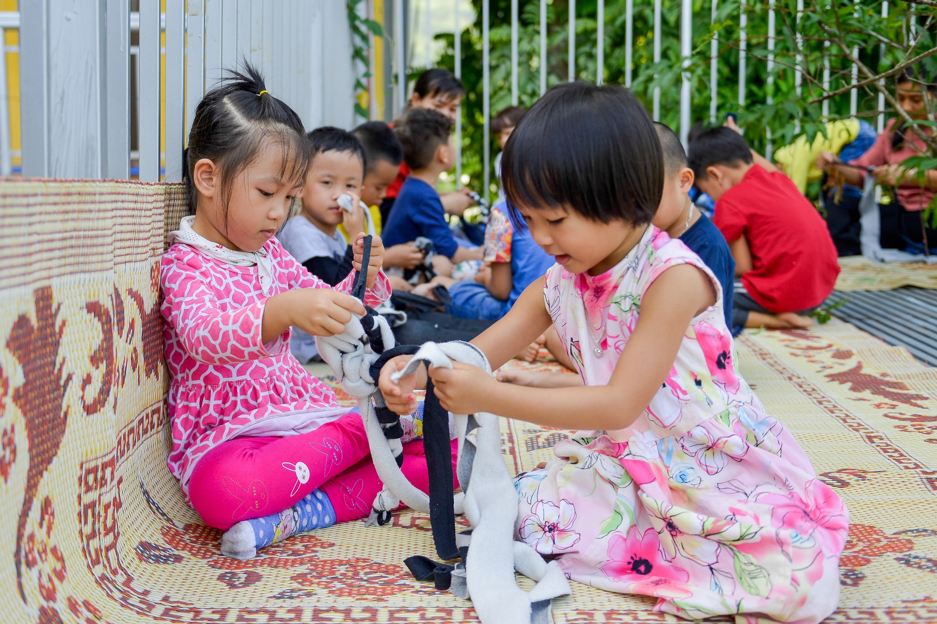 ngôi trường trên đồi của học sinh thành phố ảnh 43 ngoi truong tren doi cua hoc sinh thanh pho anh 43