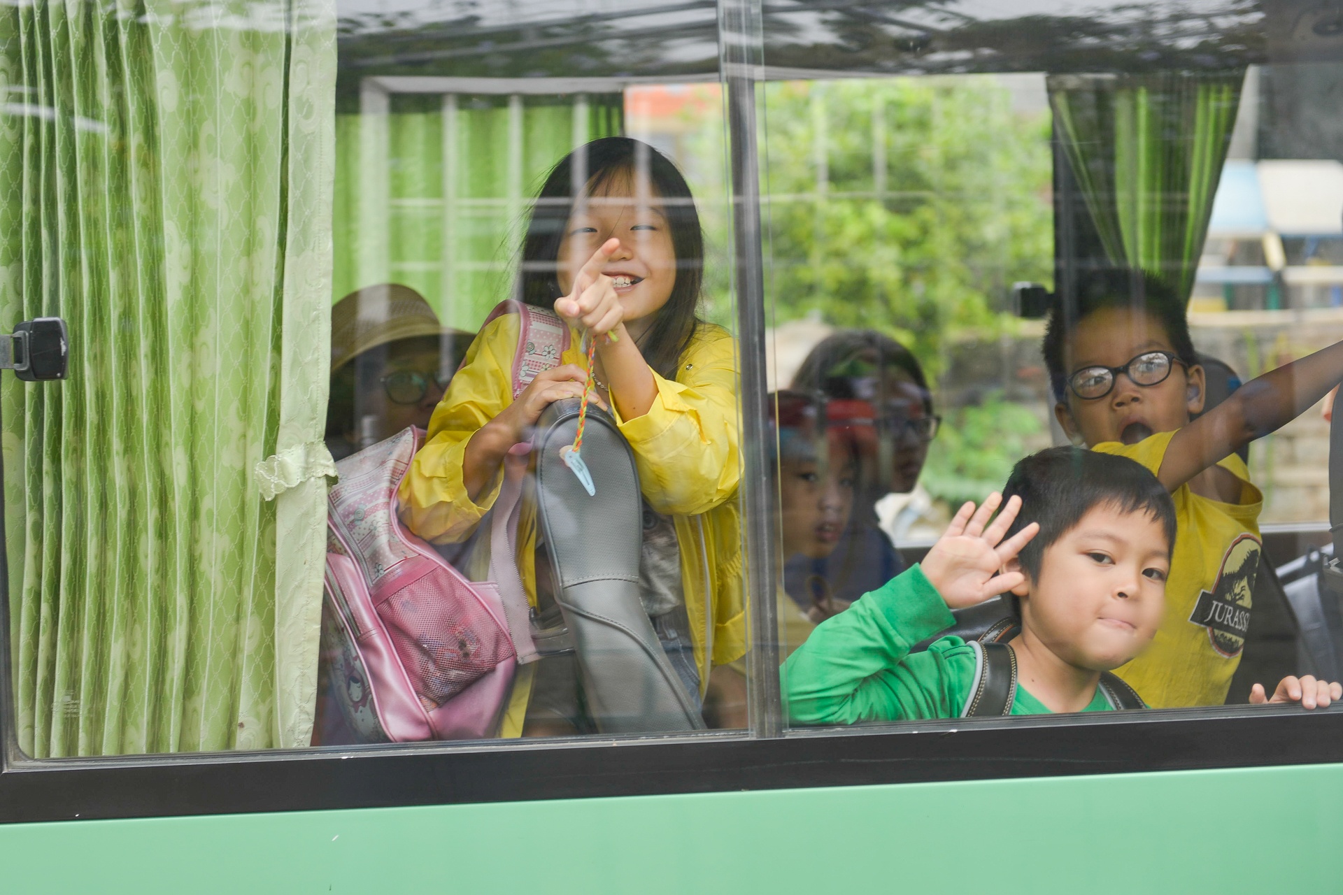 ngôi trường trên đồi của học sinh thành phố ảnh 3 ngoi truong tren doi cua hoc sinh thanh pho anh 3