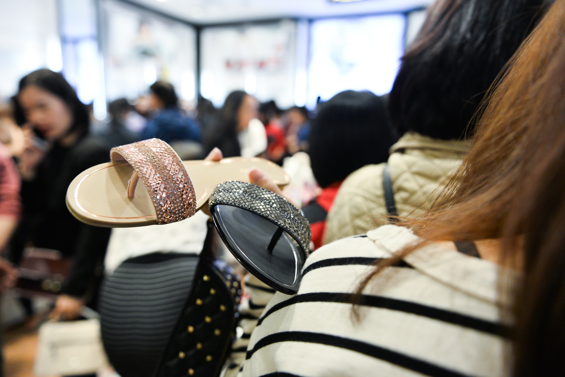 le hoi mua sam giam gia Black Friday anh 6