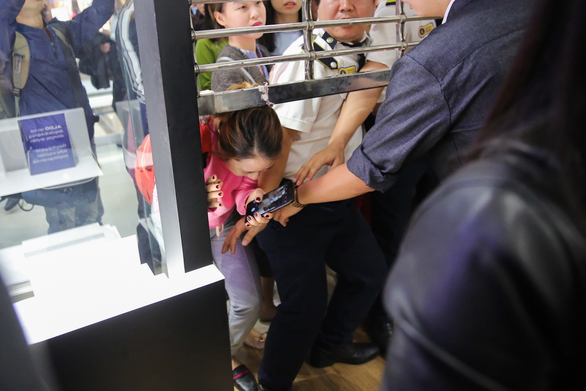 le hoi mua sam giam gia Black Friday anh 9