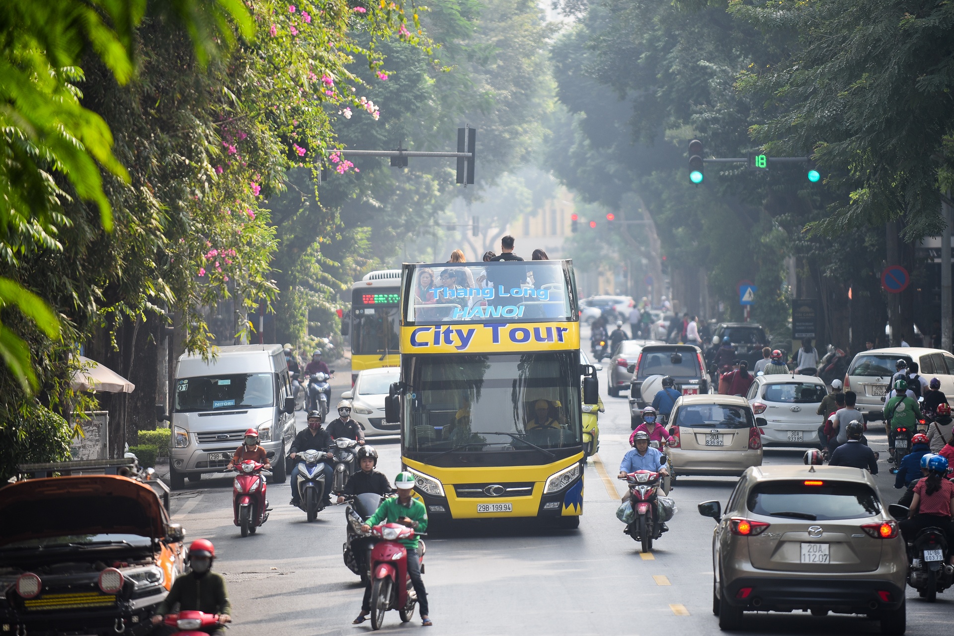 xe buyt 2 tang o Ha Noi anh 14