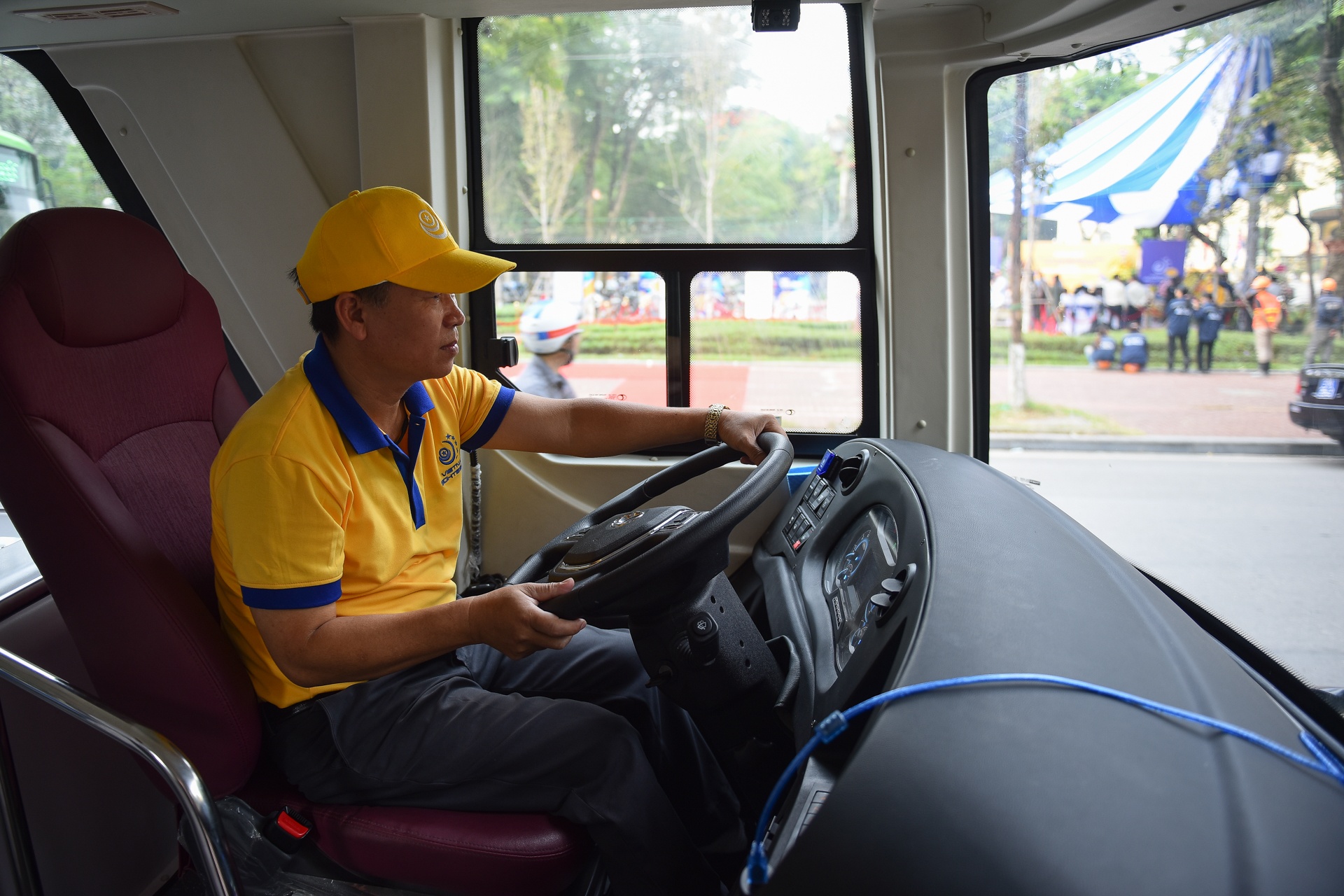 xe buyt 2 tang o Ha Noi anh 5