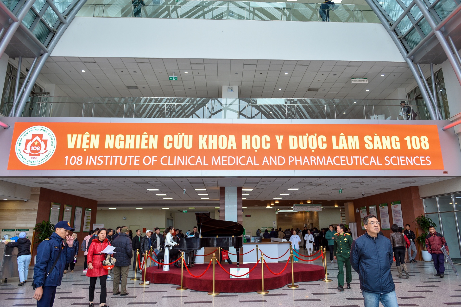 benh vien hien dai anh 27