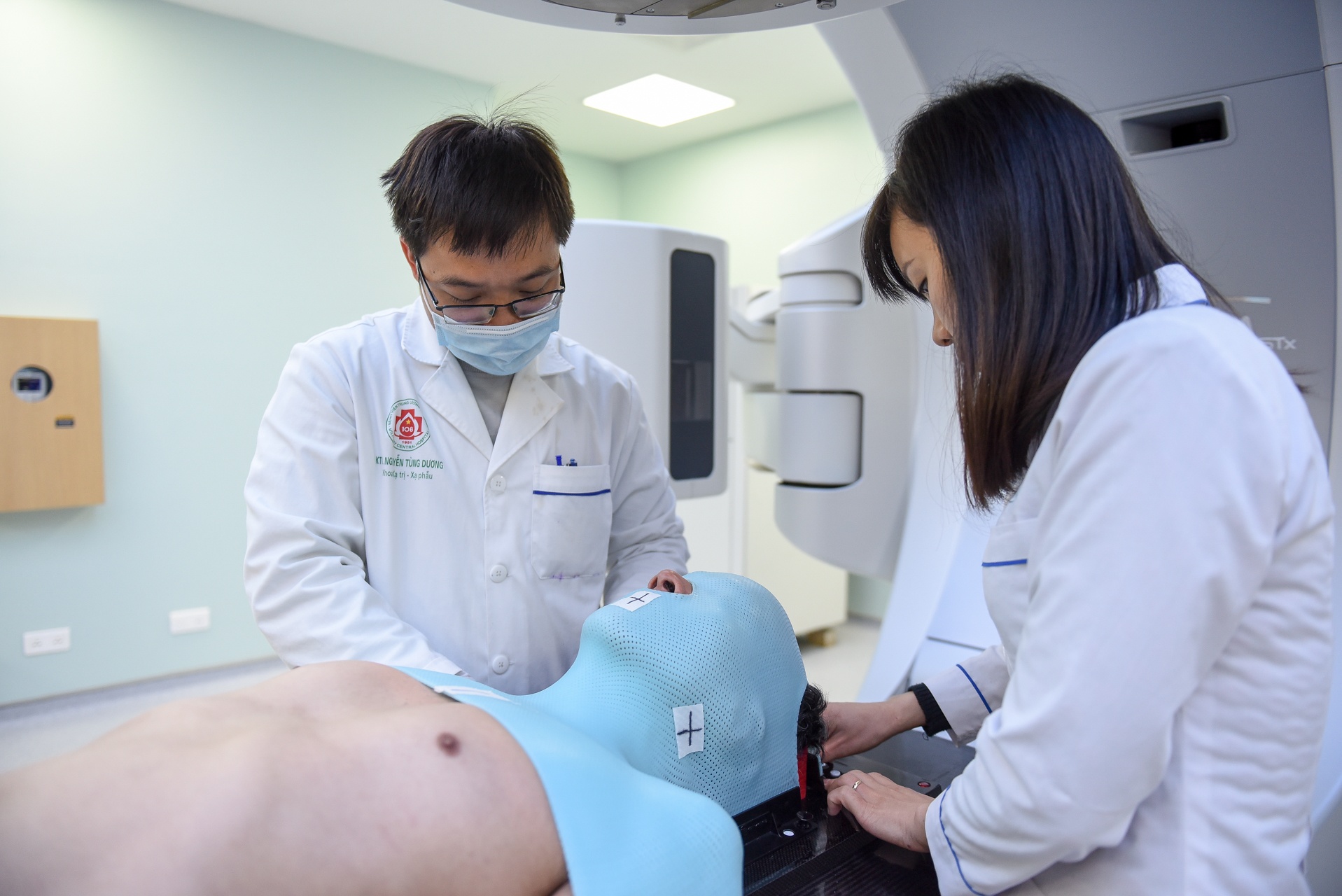 benh vien hien dai anh 18