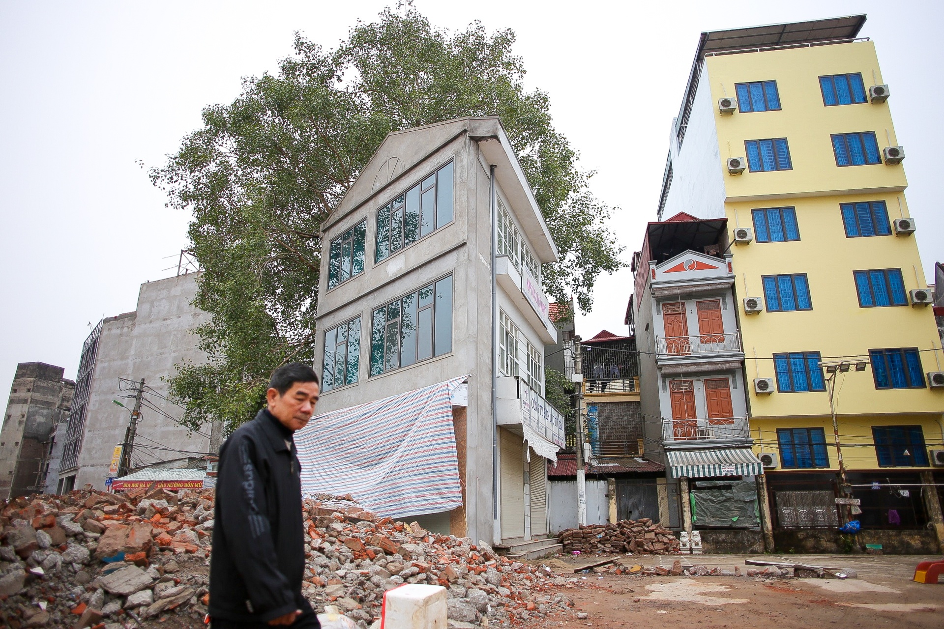 nha sieu mong tren duong Pham Van Dong anh 3