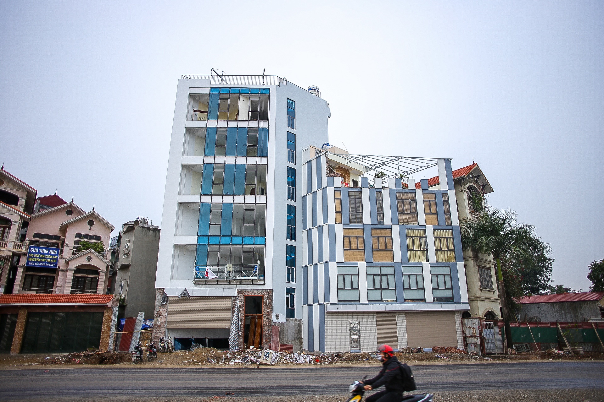 nha sieu mong tren duong Pham Van Dong anh 6