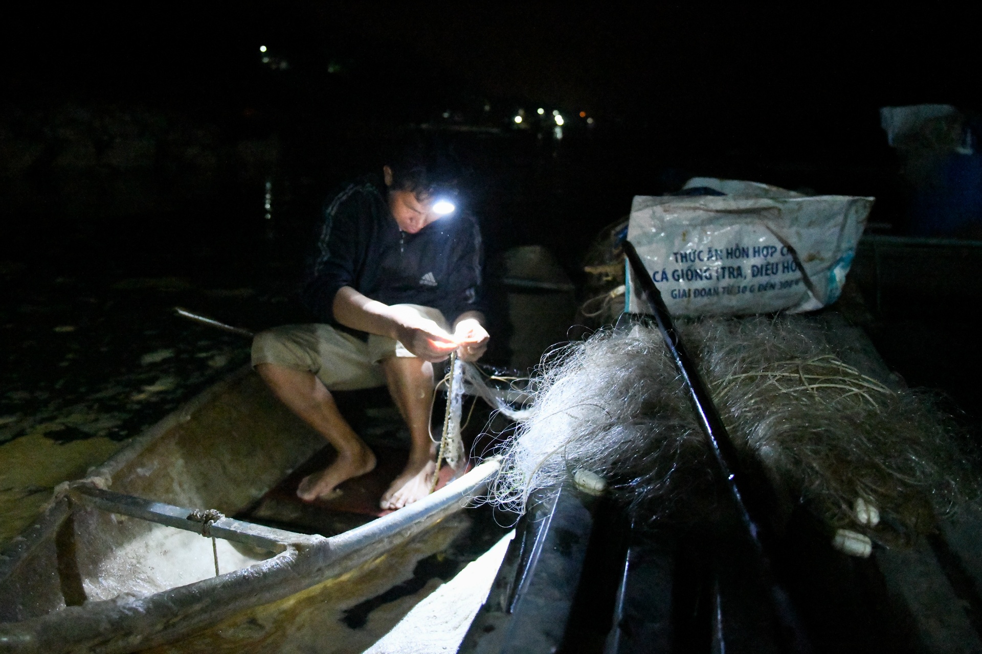 song Da can nuoc ca chet hang loat anh 11