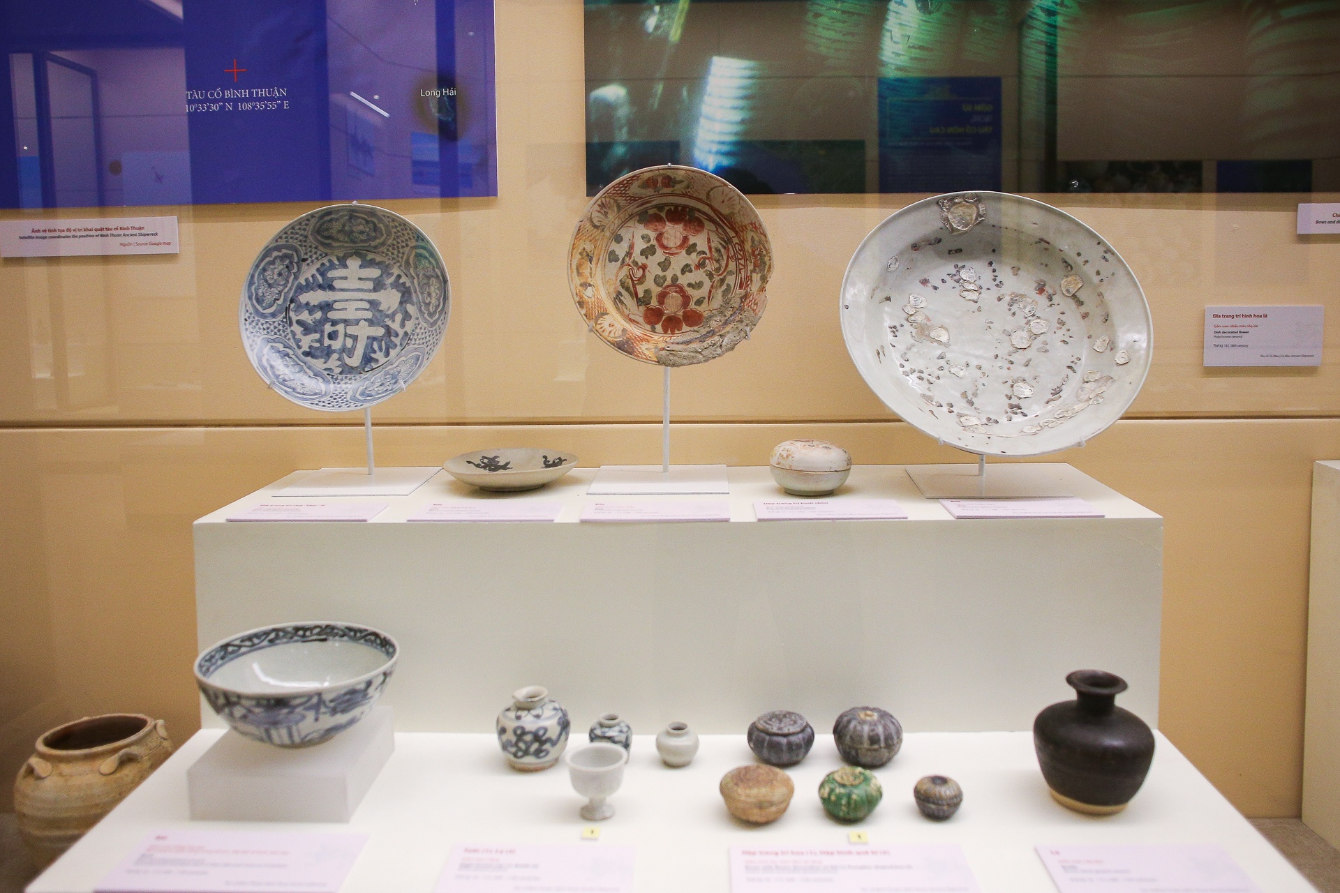 Trien lam nhung bau vat tu dai duong anh 12