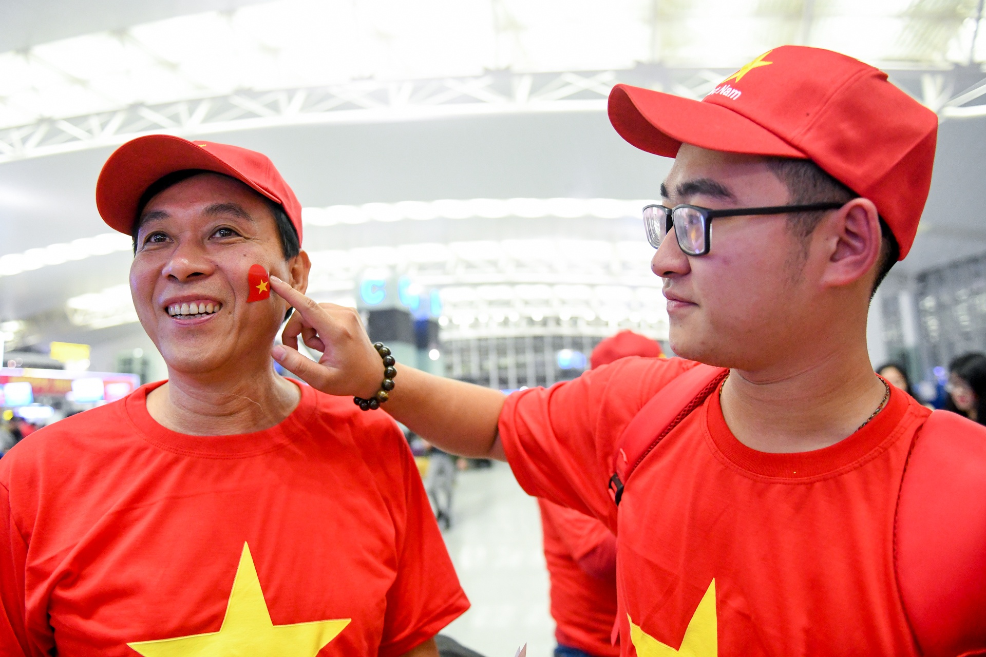 Hoa hau Ngoc Han cung CDV len duong co vu tuyen Viet Nam anh 4