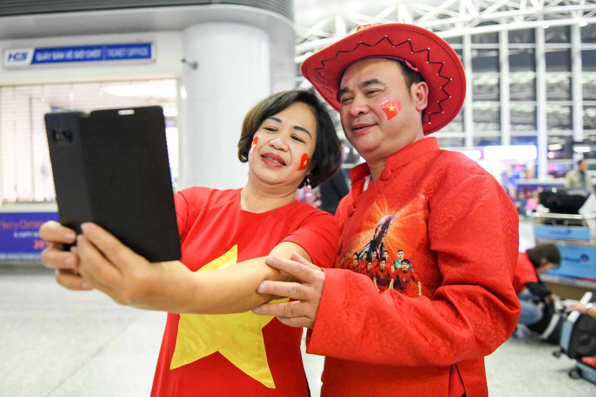 Hoa hau Ngoc Han cung CDV len duong co vu tuyen Viet Nam anh 6