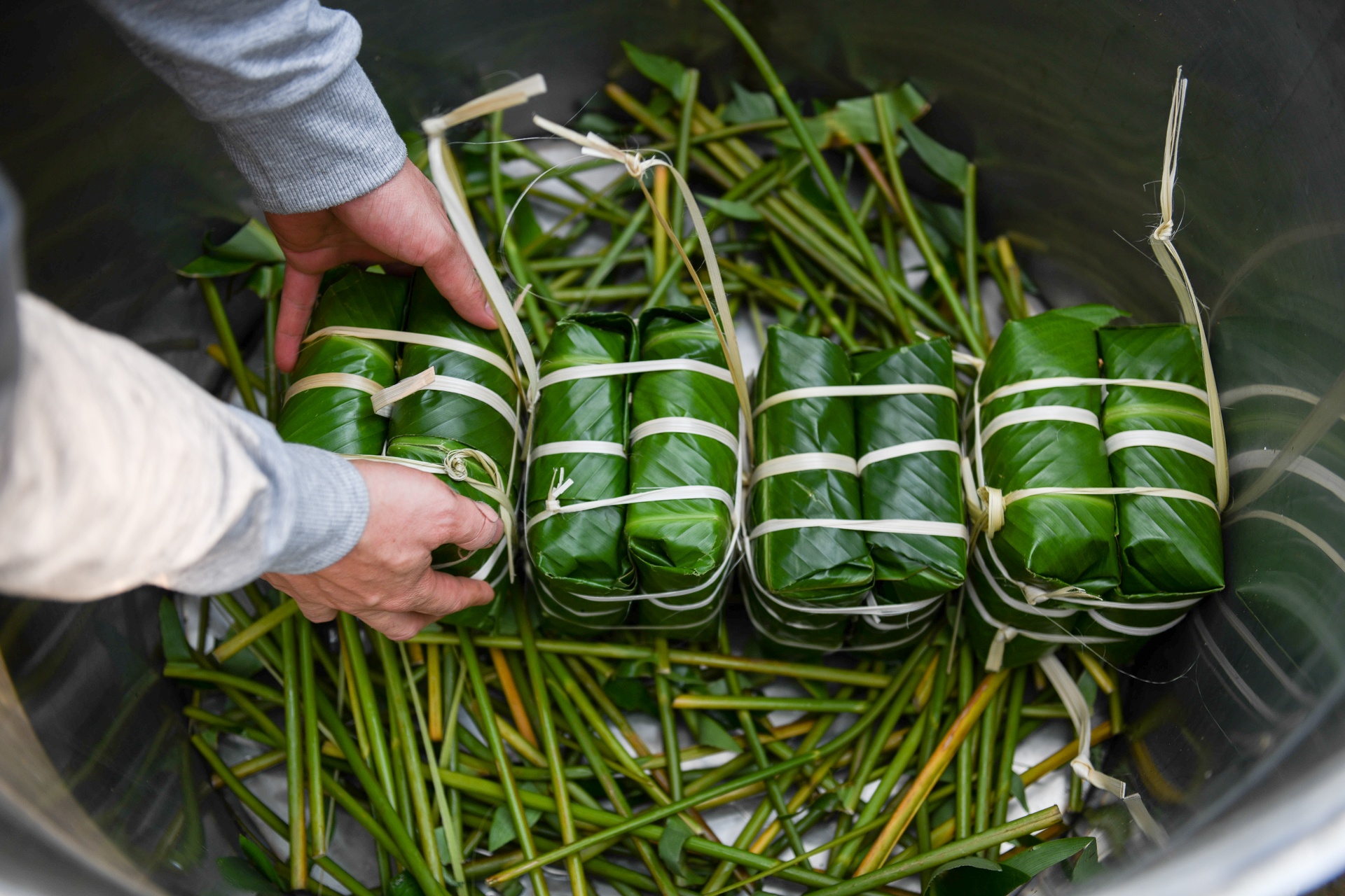 goi banh chung ngay tet anh 19