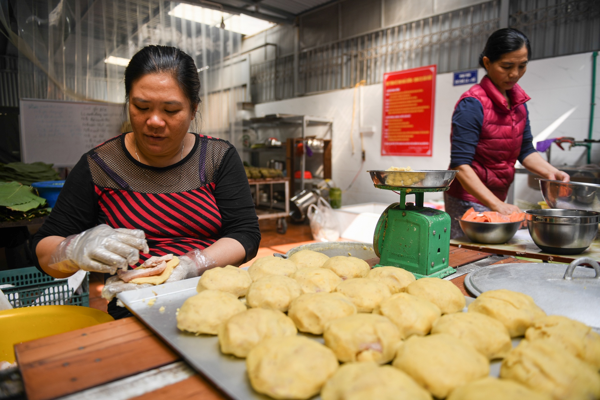 goi banh chung ngay tet anh 25