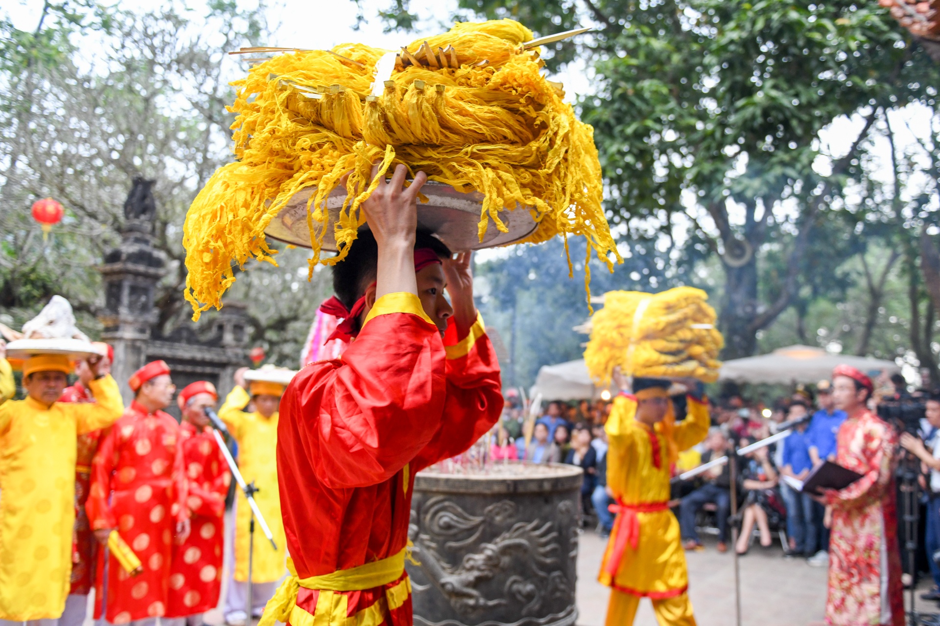 Tuong ba hoi Giong Soc Son duoc cong an bao ve anh 2