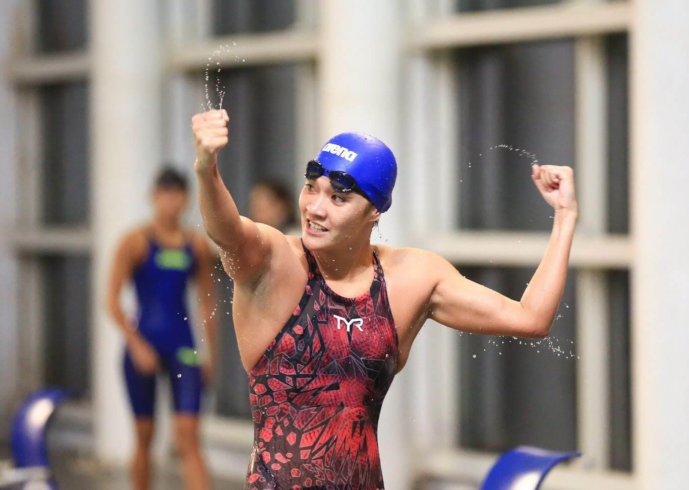 Khoanh khac bao chi anh 6