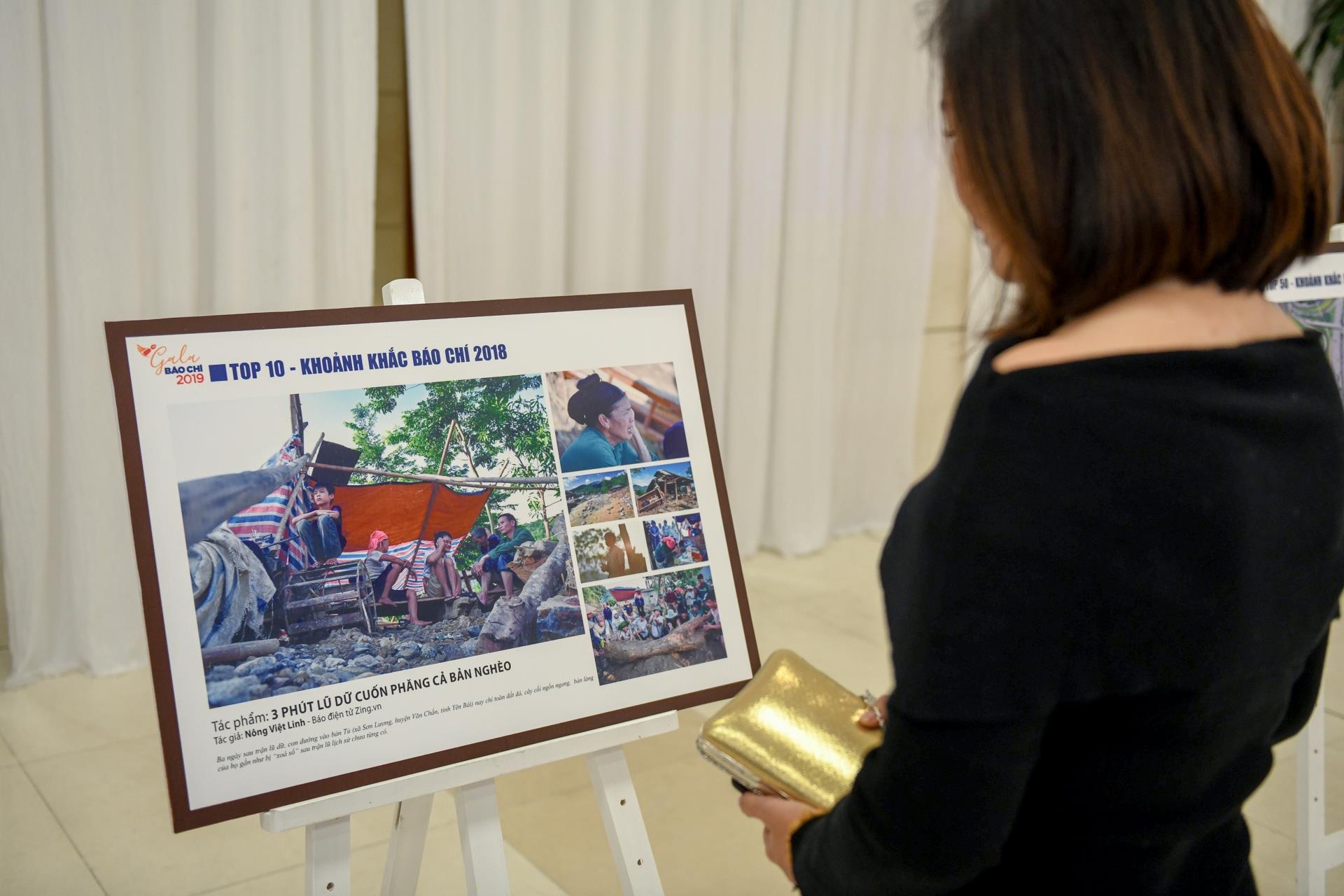 Khoanh khac bao chi anh 9