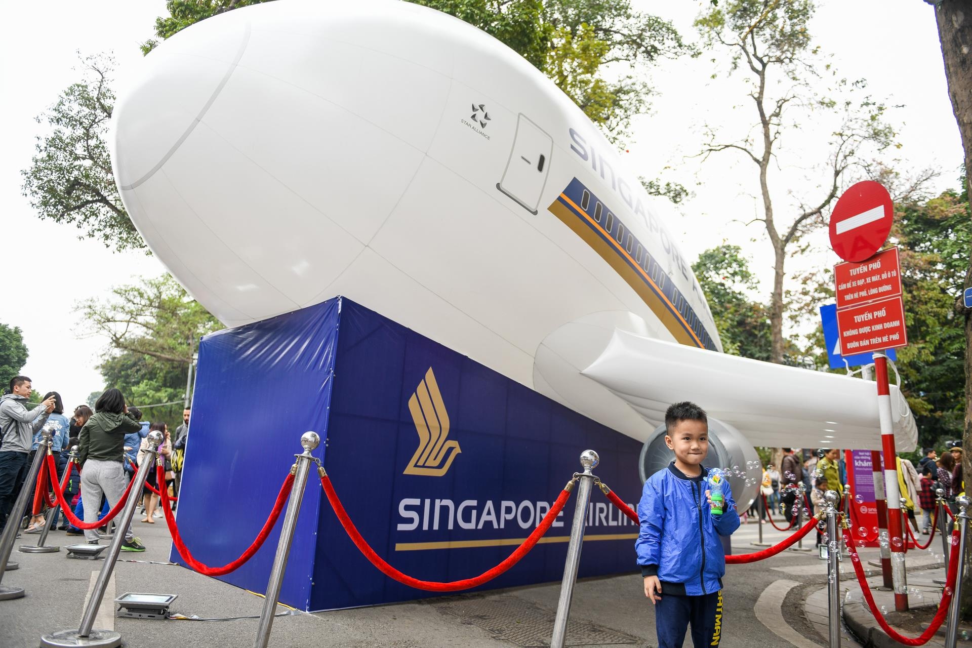 le hoi Singapore lan dau tien o Ha Noi anh 14