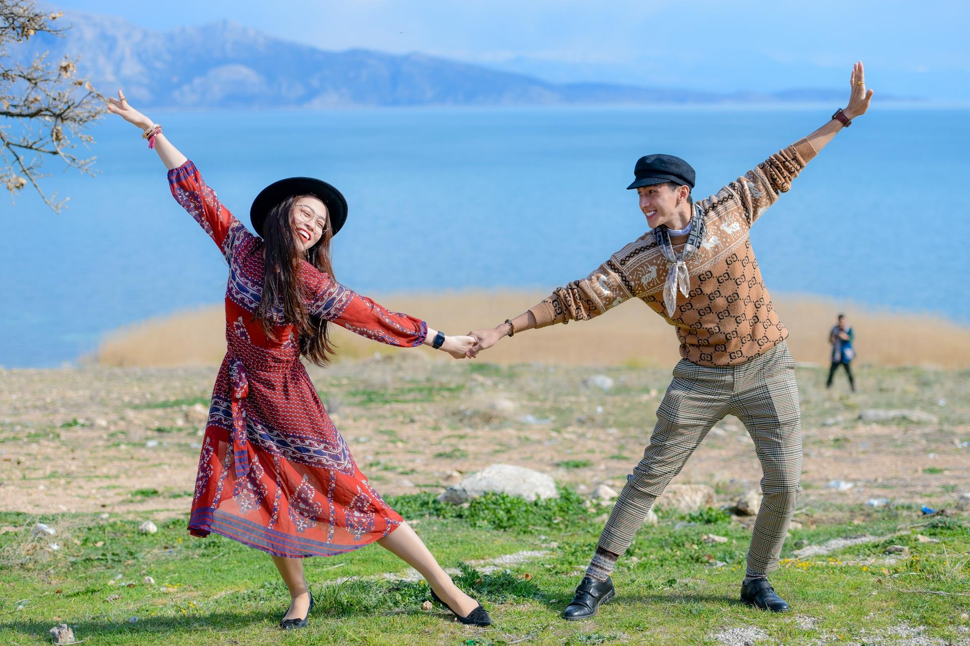 A hau Phuong Nga cuoi lac da,  ngoi tham bay o Tho Nhi Ky anh 9