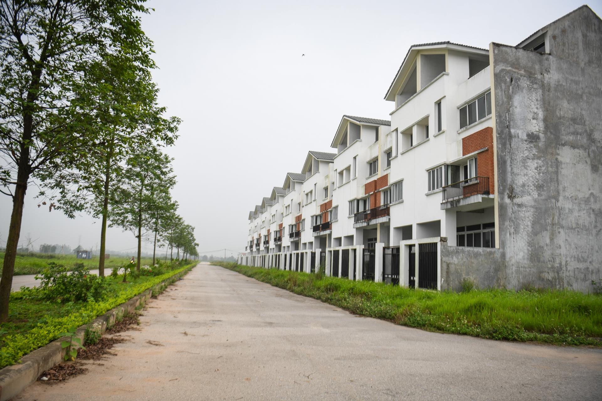 khu do thi bo hoang o Me Linh anh 11