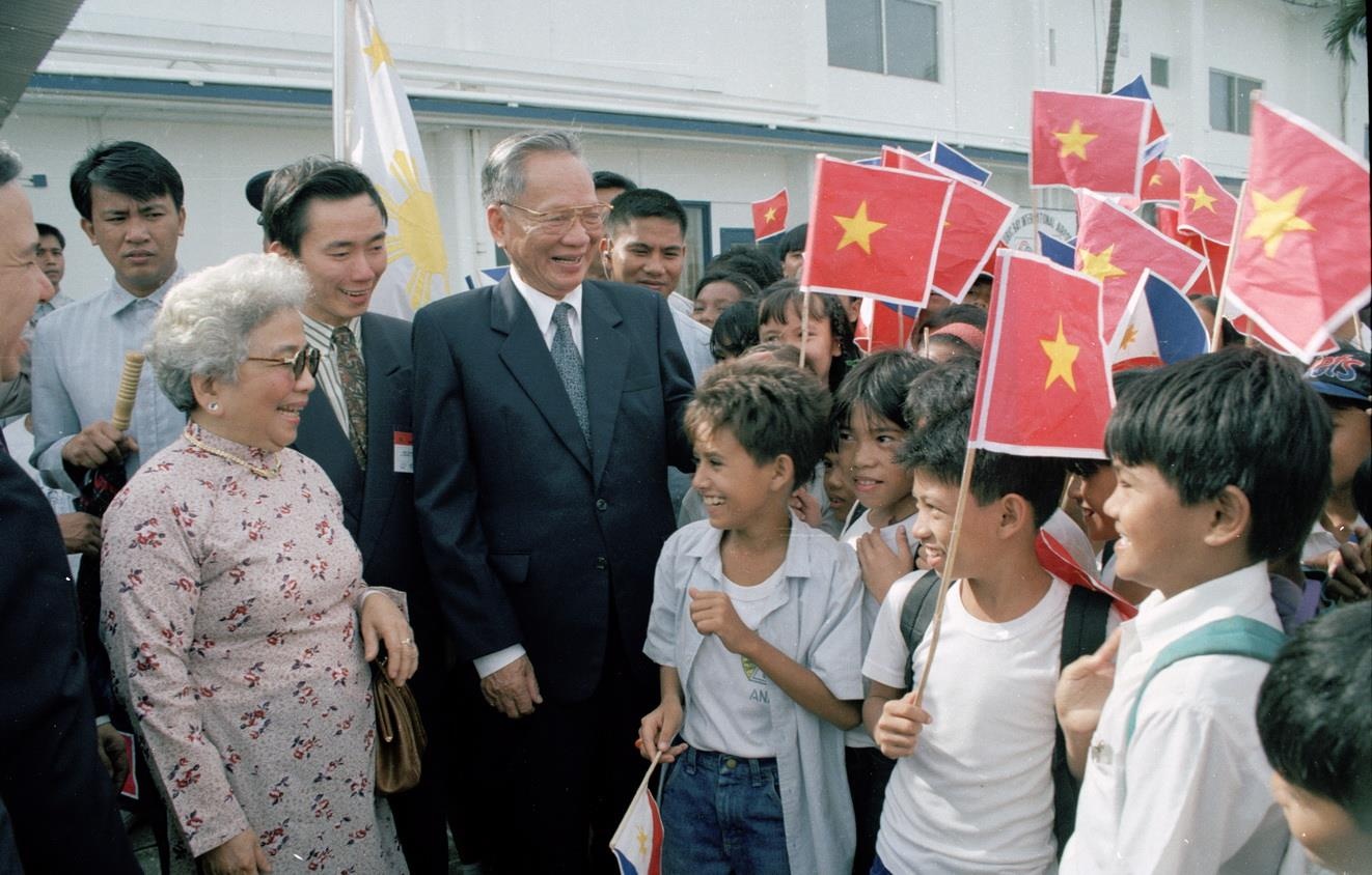 nhung buc anh ve nguyen Chu tich nuoc Le Duc Anh anh 14