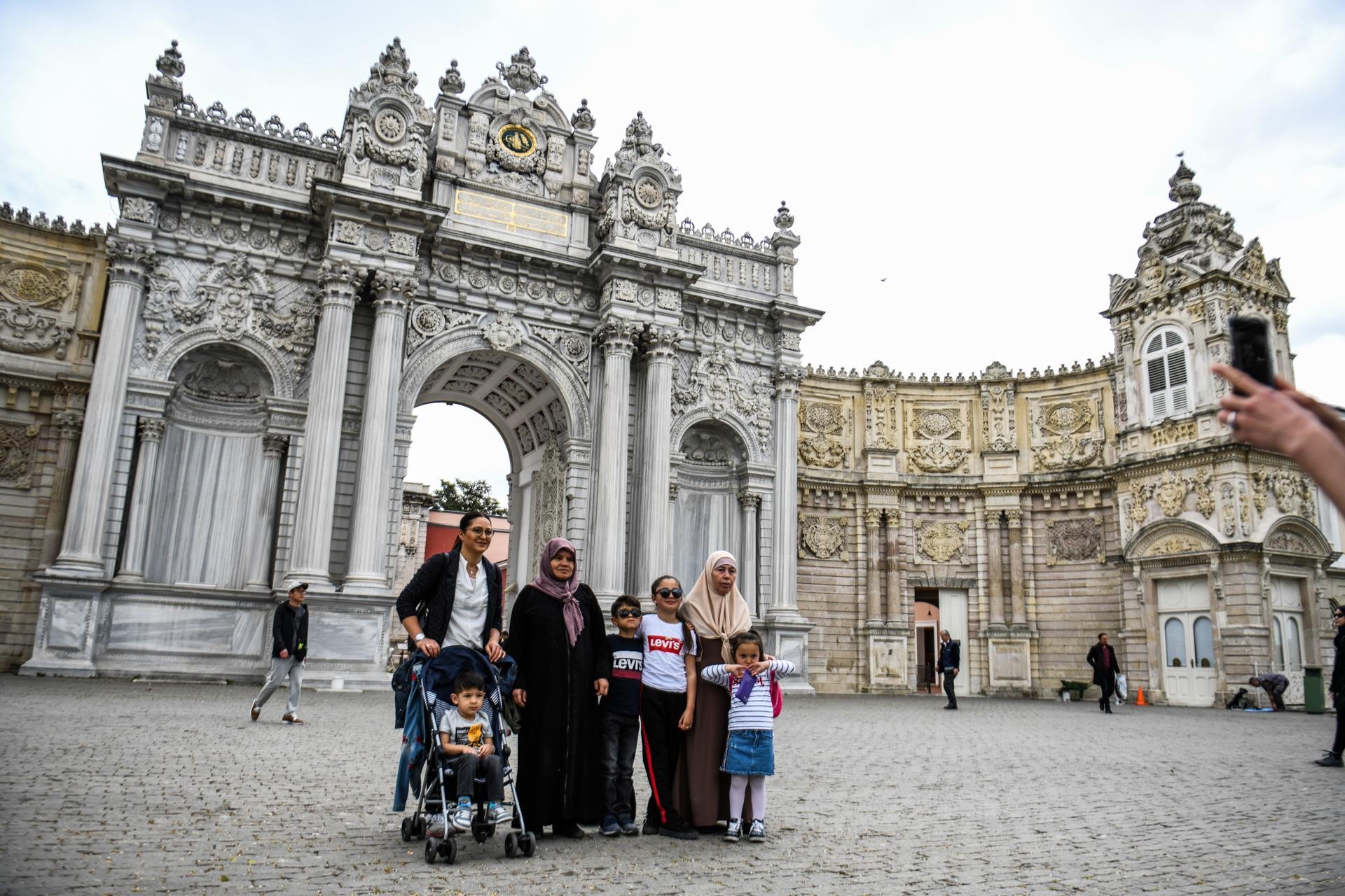 Tho Nhi Ky,  Amazing Tour anh 18