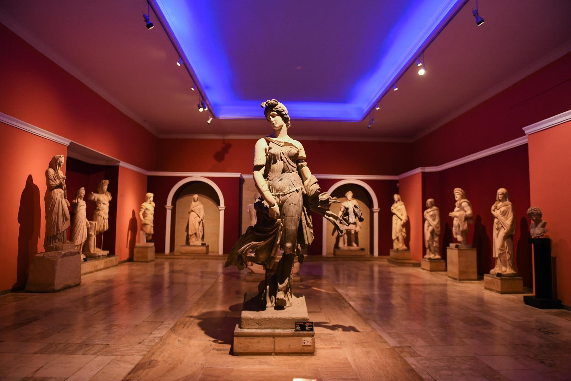 Tho Nhi Ky,  Amazing Tour anh 4