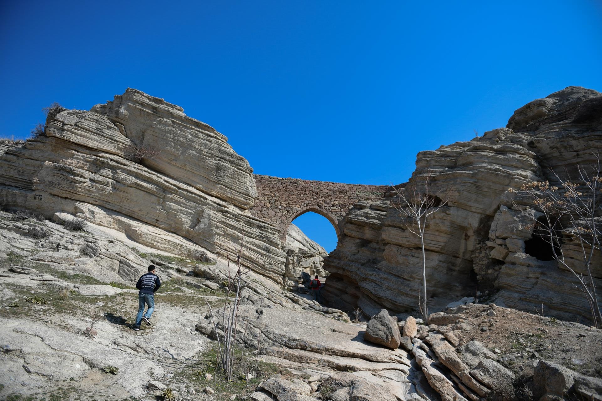 Tho Nhi Ky,  Amazing Tour anh 7