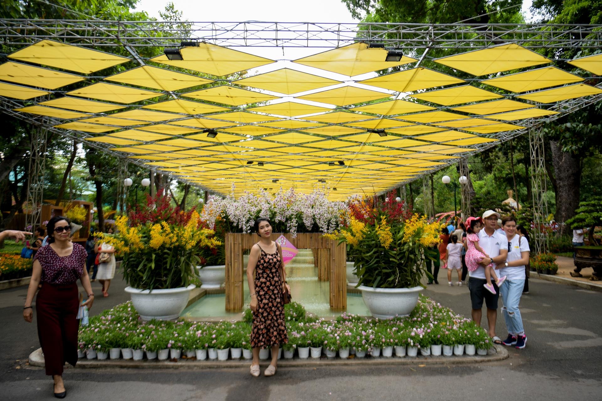 nguoi Sai Gon vui choi dip le anh 2