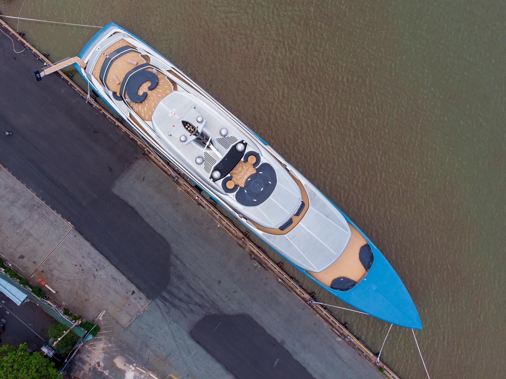 Can canh du thuyen trieu do cua ty phu Anh dau tren song Sai Gon anh 4