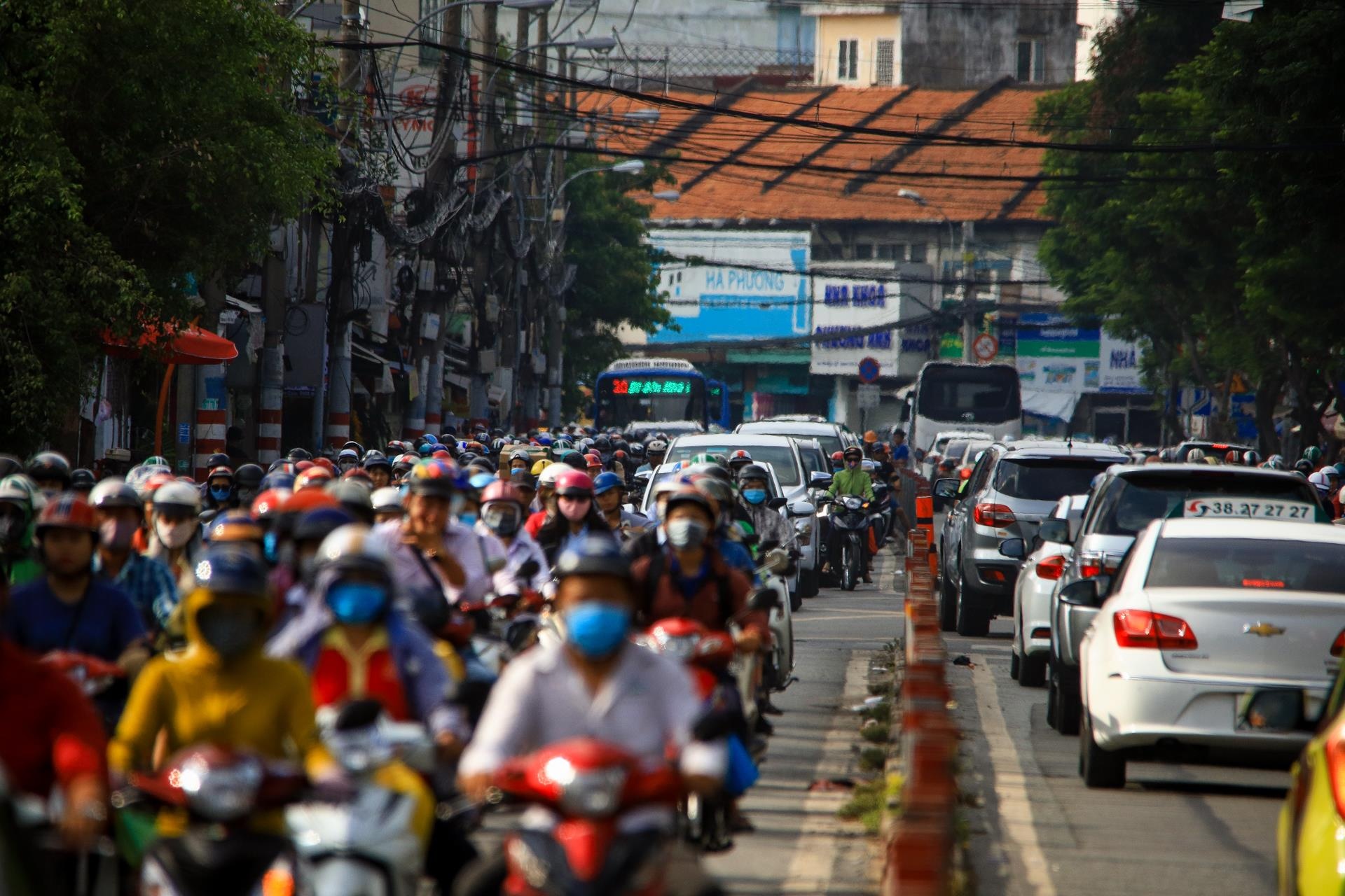 ket xe keo dai 2 duong noi quan trung tam anh 15