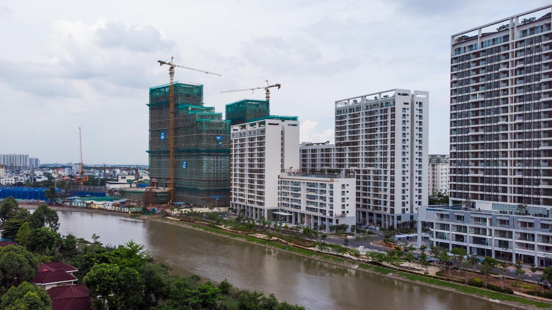 So huu chung cu xin o Phu My Hung, song chung voi ket xe trien mien hinh anh