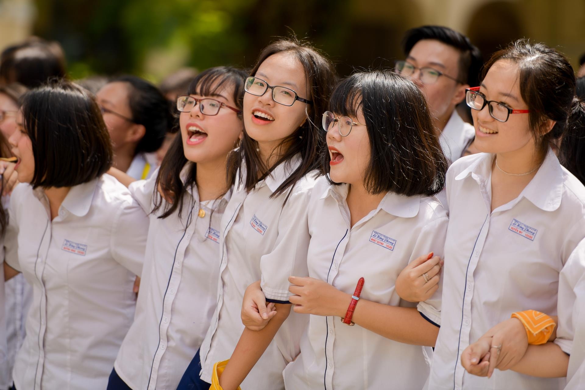 Be giang Chuyen Le Hong Phong anh 5