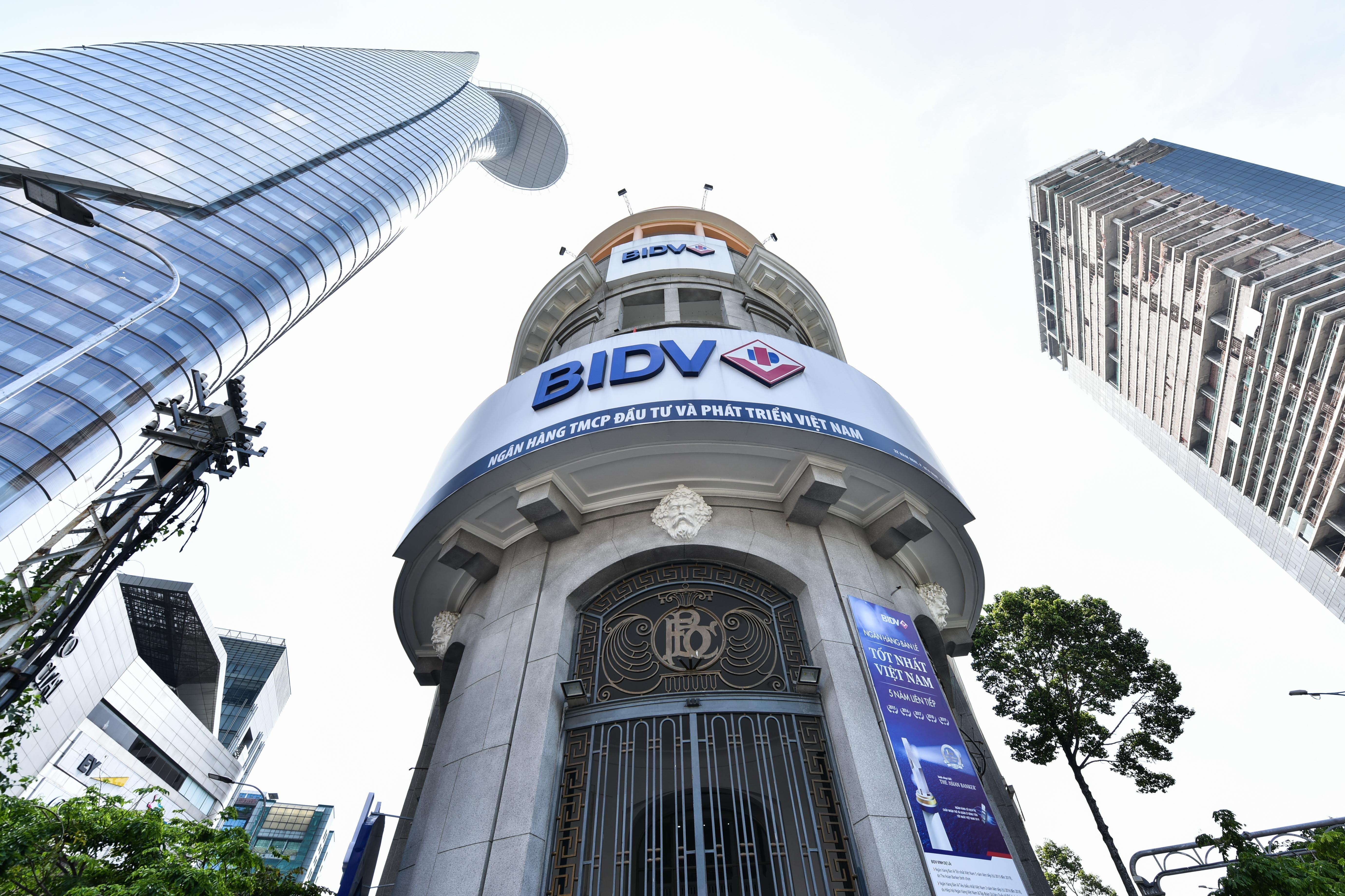 Co mot 'pho Wall' giua trung tam Sai Gon hinh anh