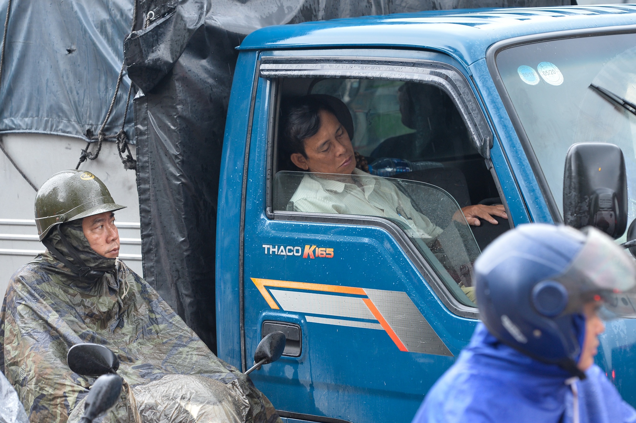 un tac giao thong trong mua anh 9