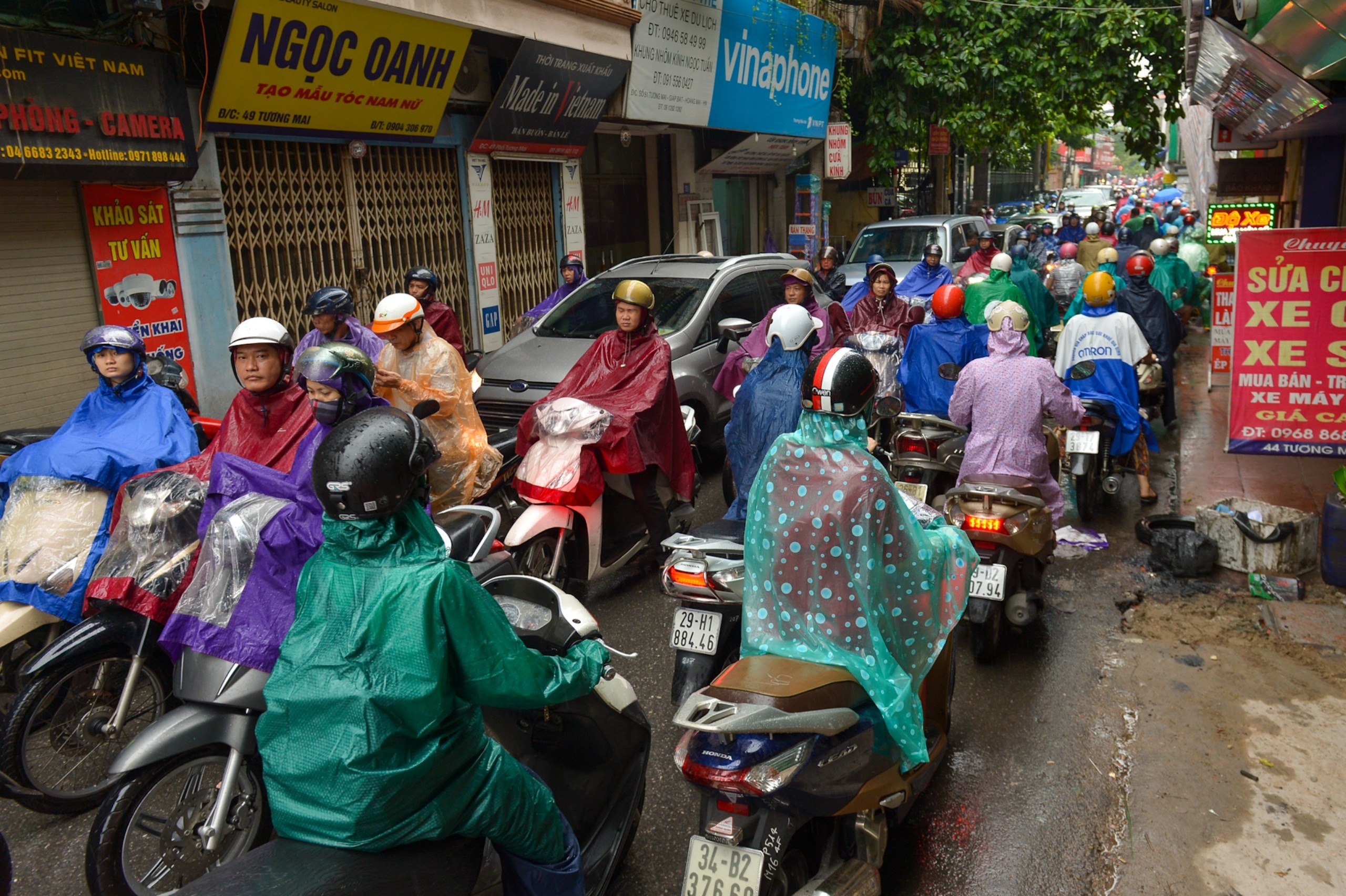 un tac giao thong trong mua anh 10