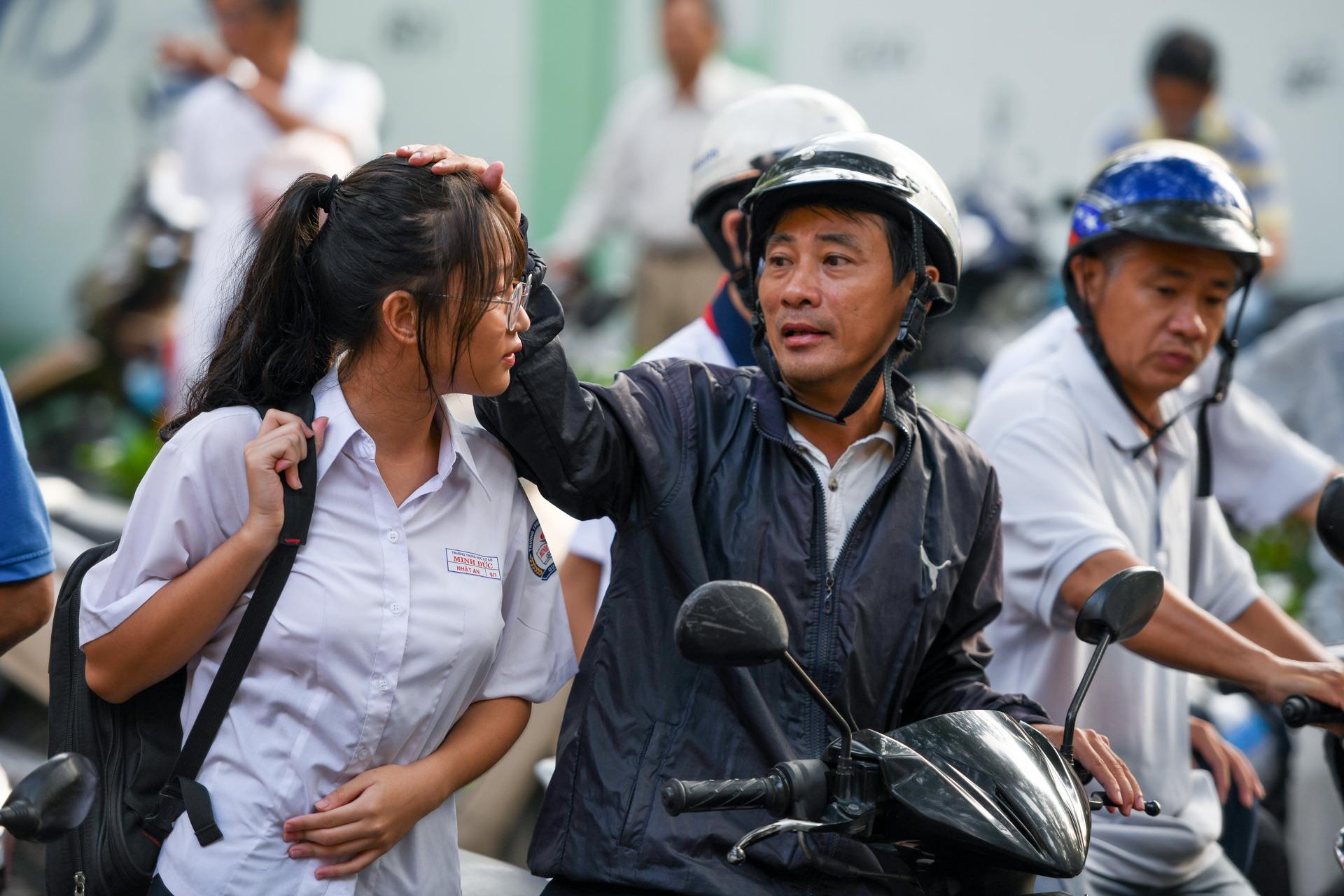 tuyen sinh lop 10 TP.HCM anh 2