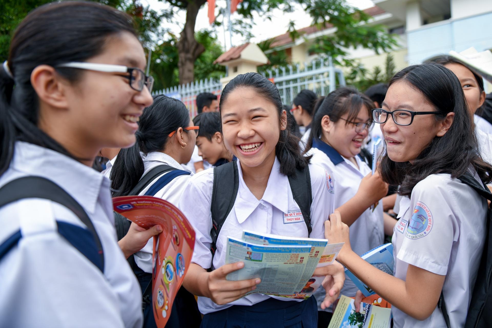 tuyen sinh vao lop 10 anh 11